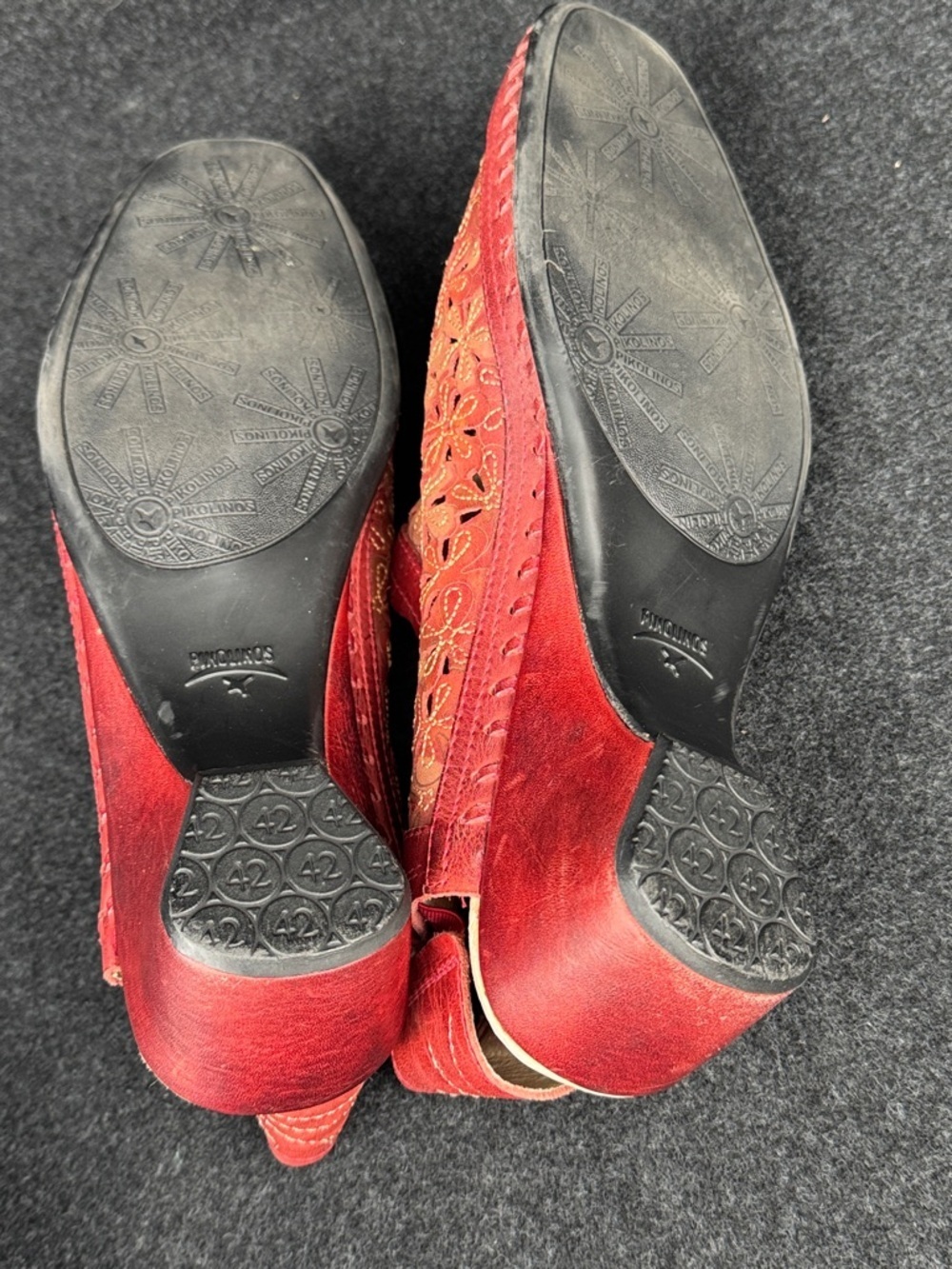 PIKOLINOS Red Floral Cutout Spanish Leather Sandals, Women’s Sz 42, Like New - Picture 9 of 11